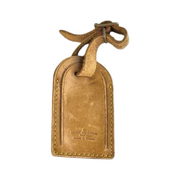 Louis Vuitton Accessories - 💎 Louis Vuitton Luggage Tag Charm